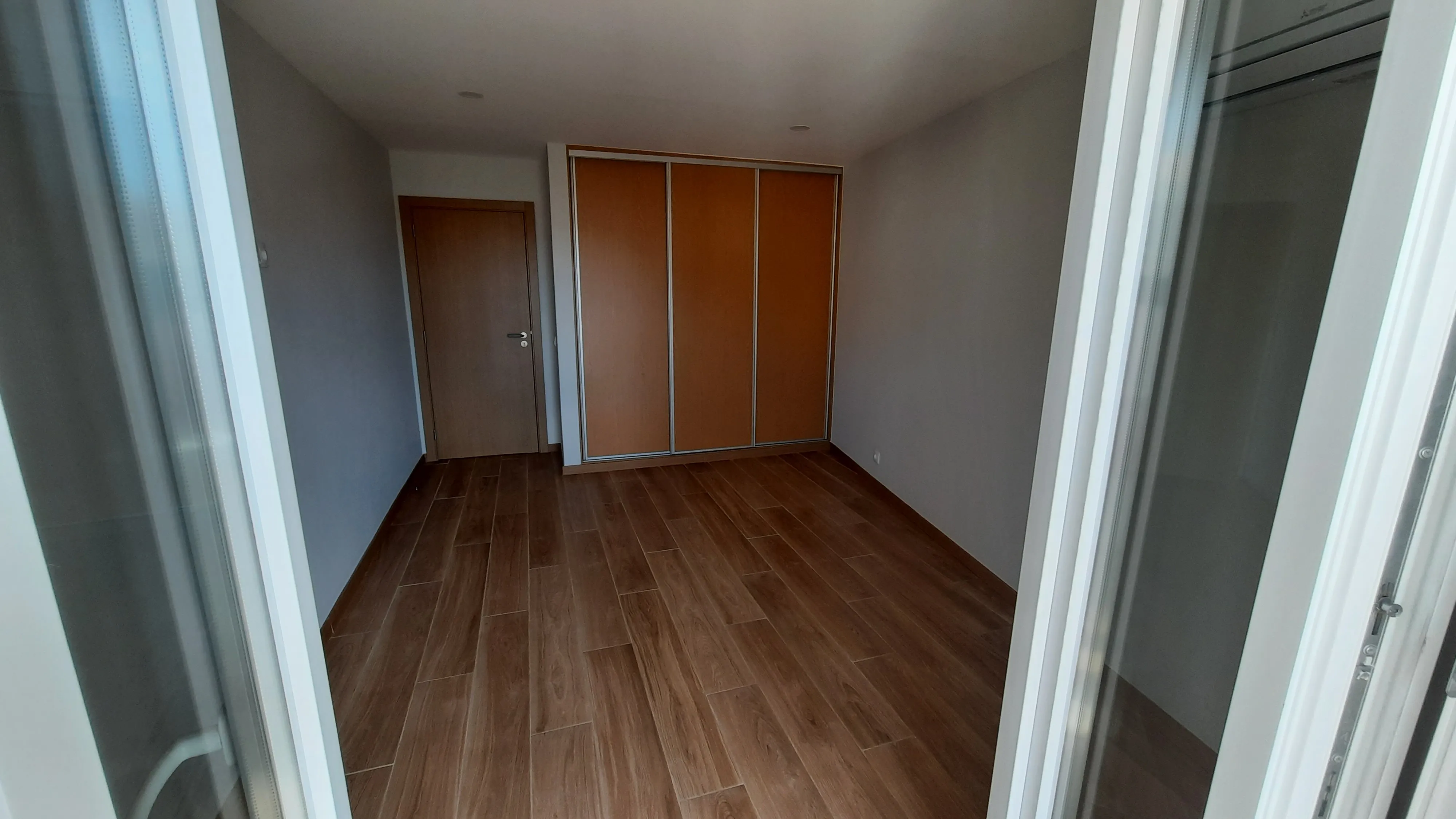 Apartamento Contemporâneo em Sesimbra