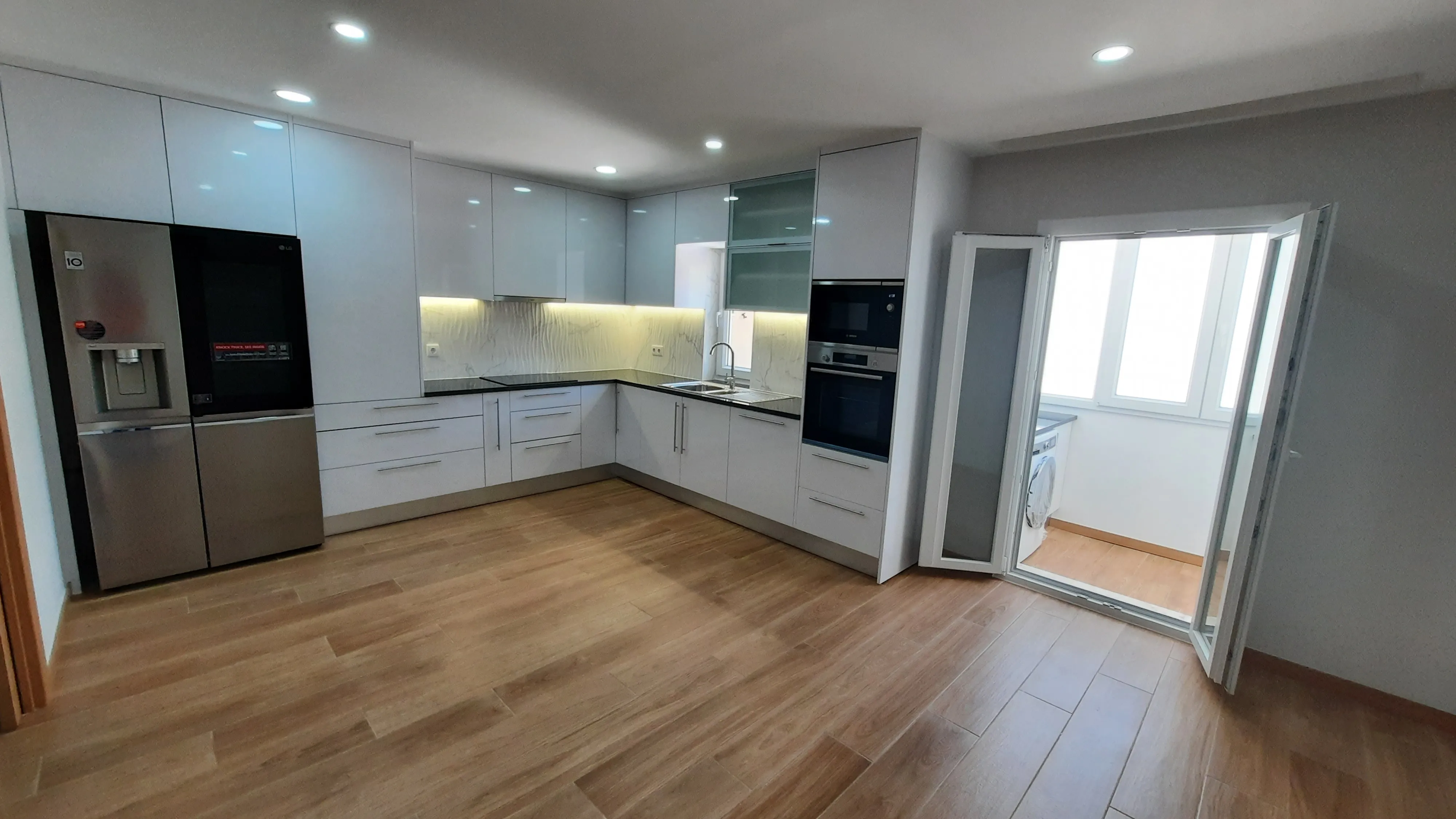 Apartamento Contemporâneo em Sesimbra